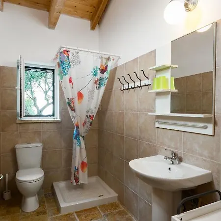 Vilă Barba Yannis Gaios